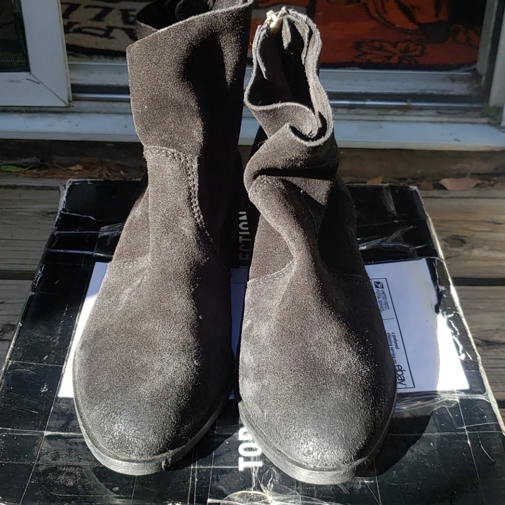 Rebels Molly Western-Style Suede Bootie 6 NEW